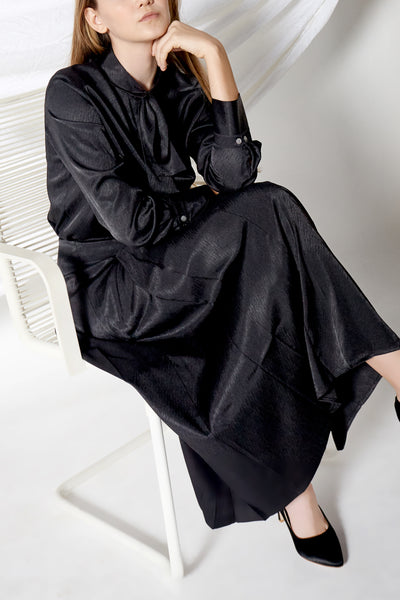 Designers' Favourite Skirt Style - The Pleated Midi